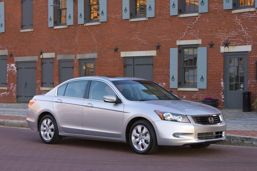  Honda Accord 2008 года  (US) (фото 13 из 47)